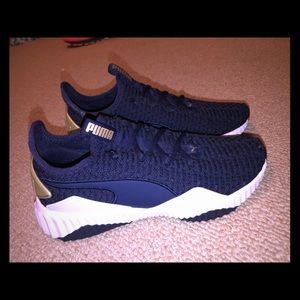 BRAND NEW Puma Sneakers